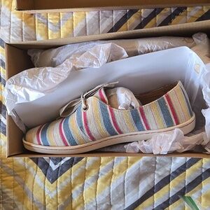 Born Sneakers